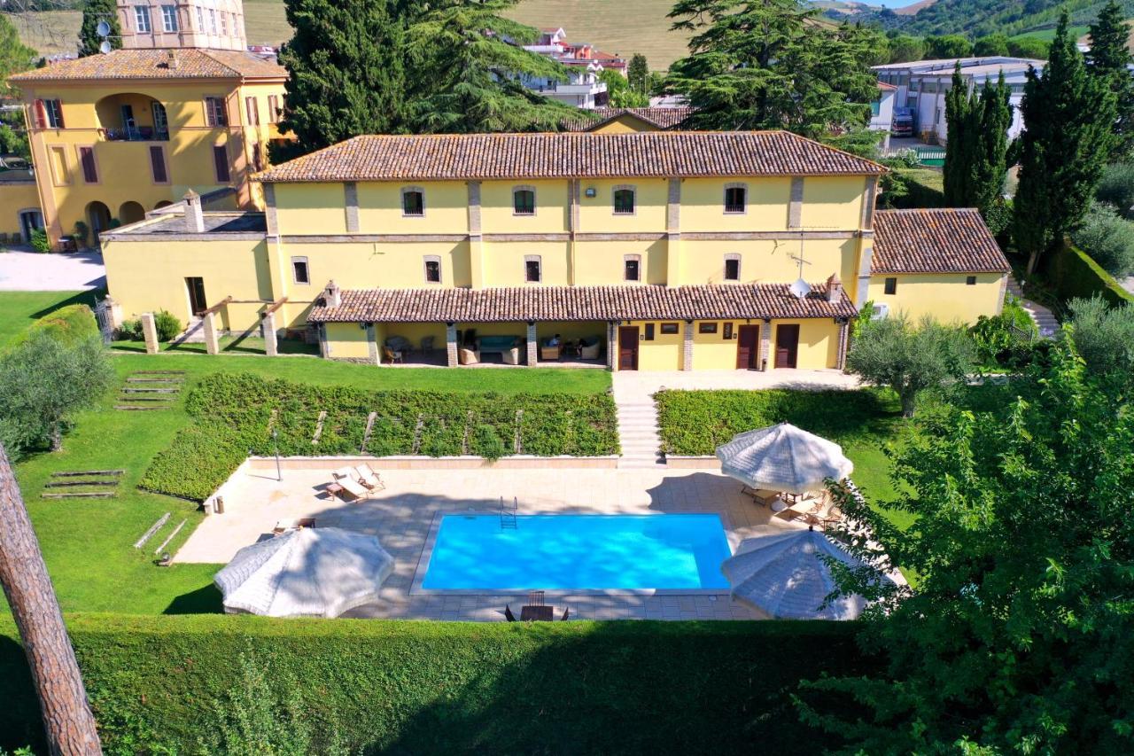 Agriturismo Villa Irelli Castellalto Exterior photo